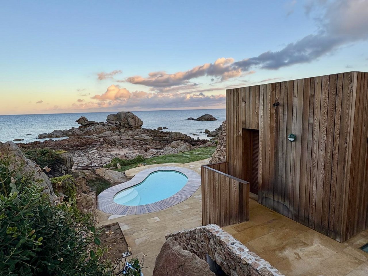 Villa with pool and rocky sea view, Portobello di Gallura