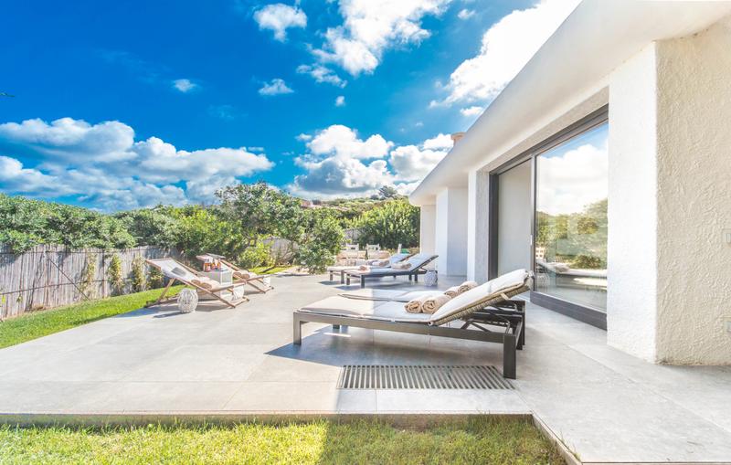Villa Grey Lux